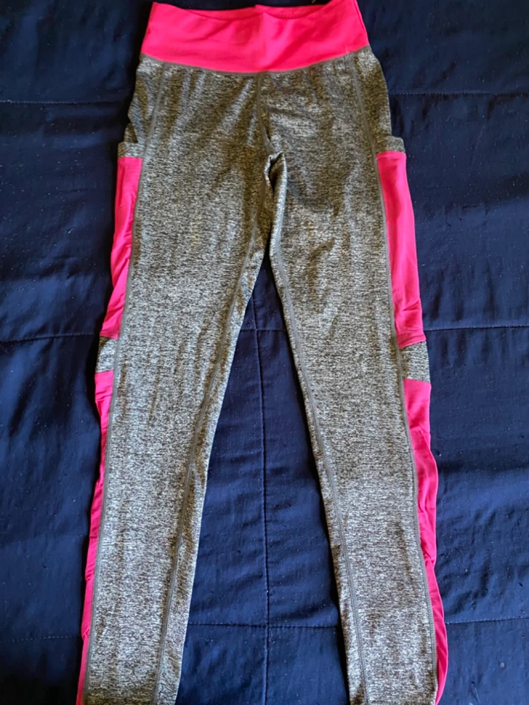 Gray & Colorblock Athletic Leggings