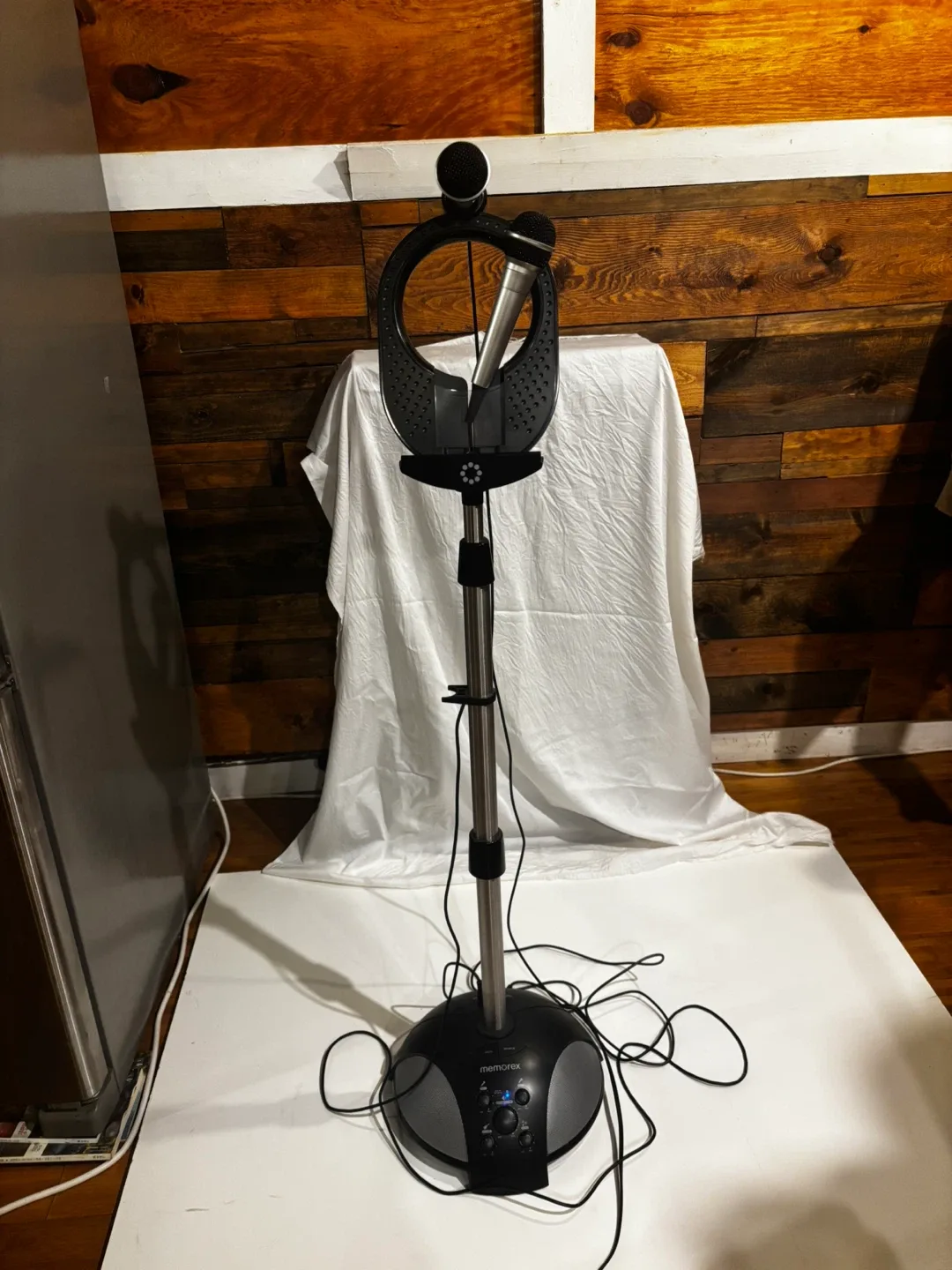 Memorex MKS-SS2 SingStand Karaoke System