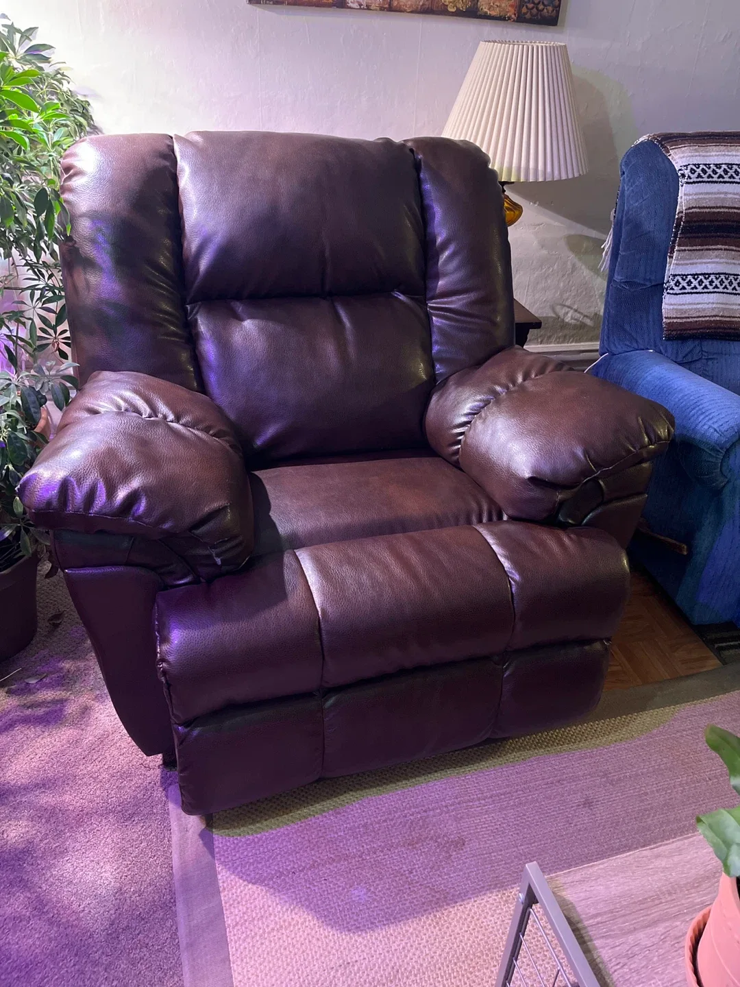 Brown Leather Recliner Chair image indicator(2)