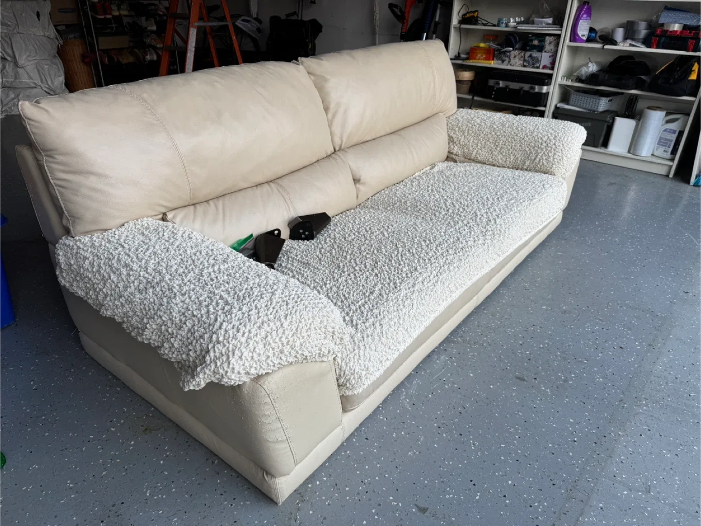 Beige Leather Sofa - Used image indicator(2)