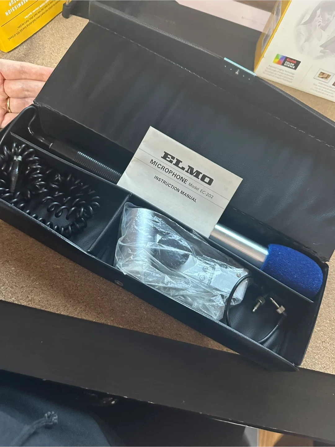 Elmo EC-202 Microphone with Case