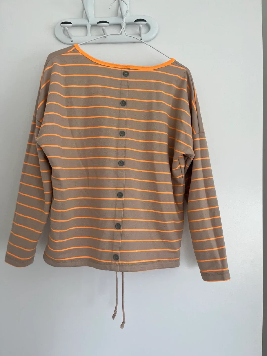 Striped Long Sleeve Top - Size M image indicator(2)