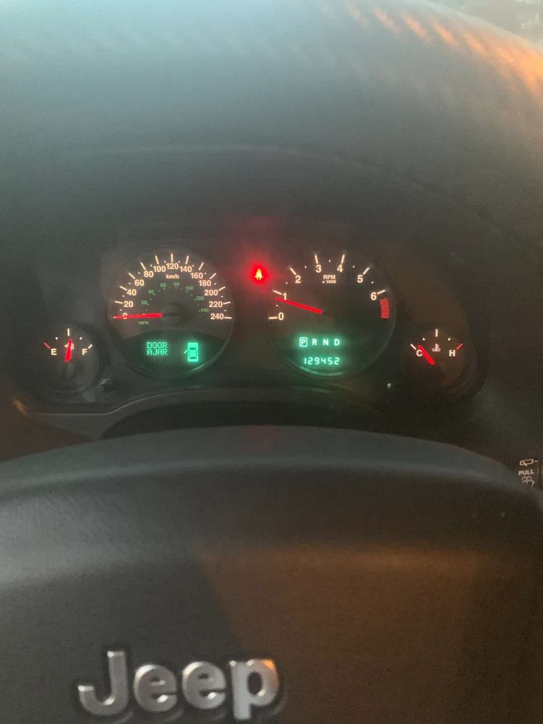 Jeep Patriot - Silver SUV image indicator(5)