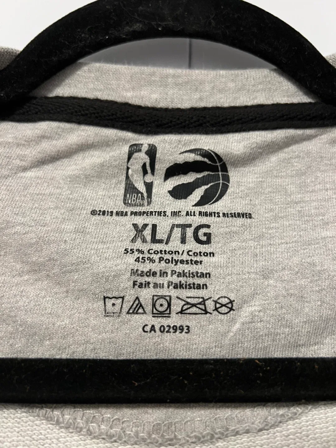 NBA Toronto Raptors Grey Sweatshirt - XL image indicator(3)