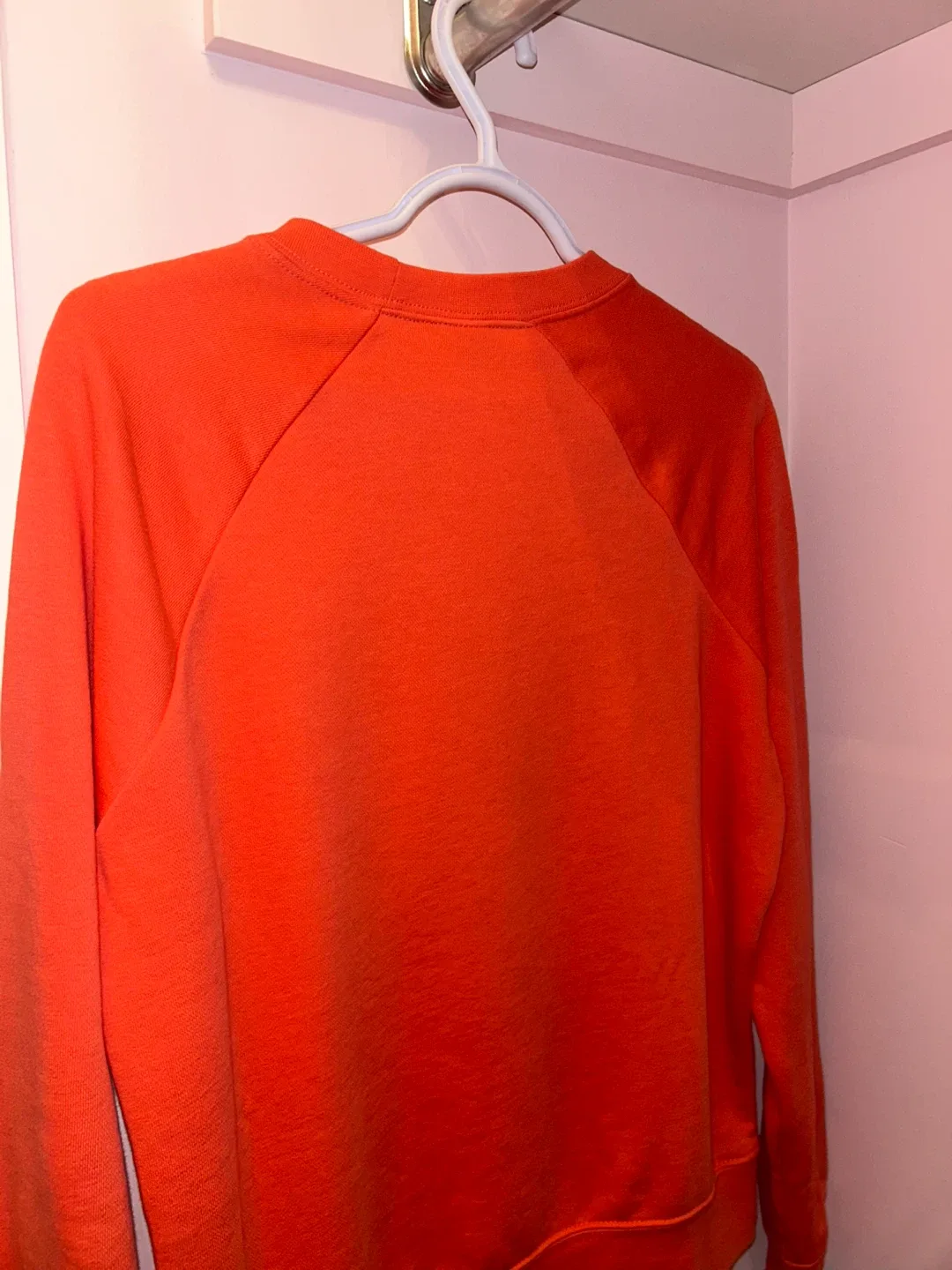 Nike Crewneck image indicator(2)