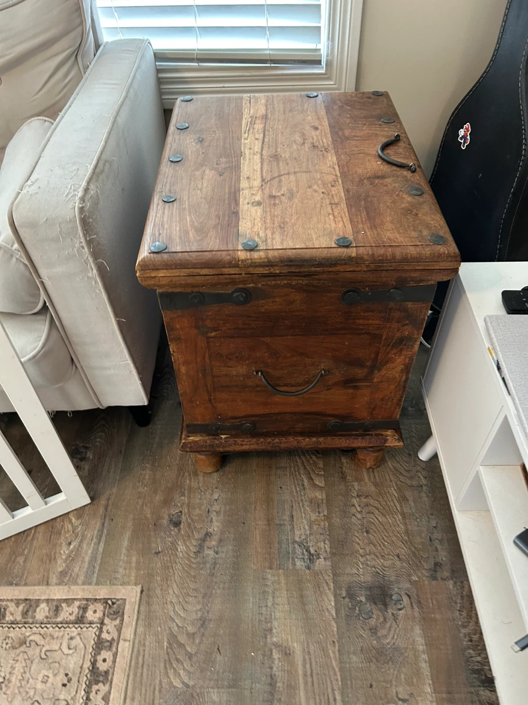 Wooden Storage Trunk End Table - photo 3