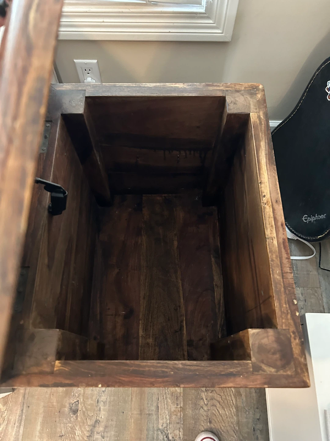 Wooden Storage Trunk End Table - photo 2