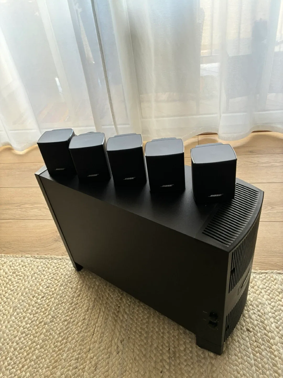 Bose Acoustimass 6 Series II Home Theater Speaker System image indicator(2)