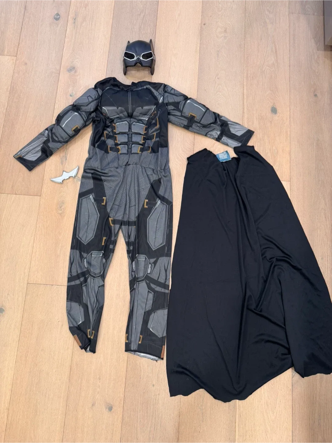 Batman Halloween Costume - Includes Mask and Cape thumbnail