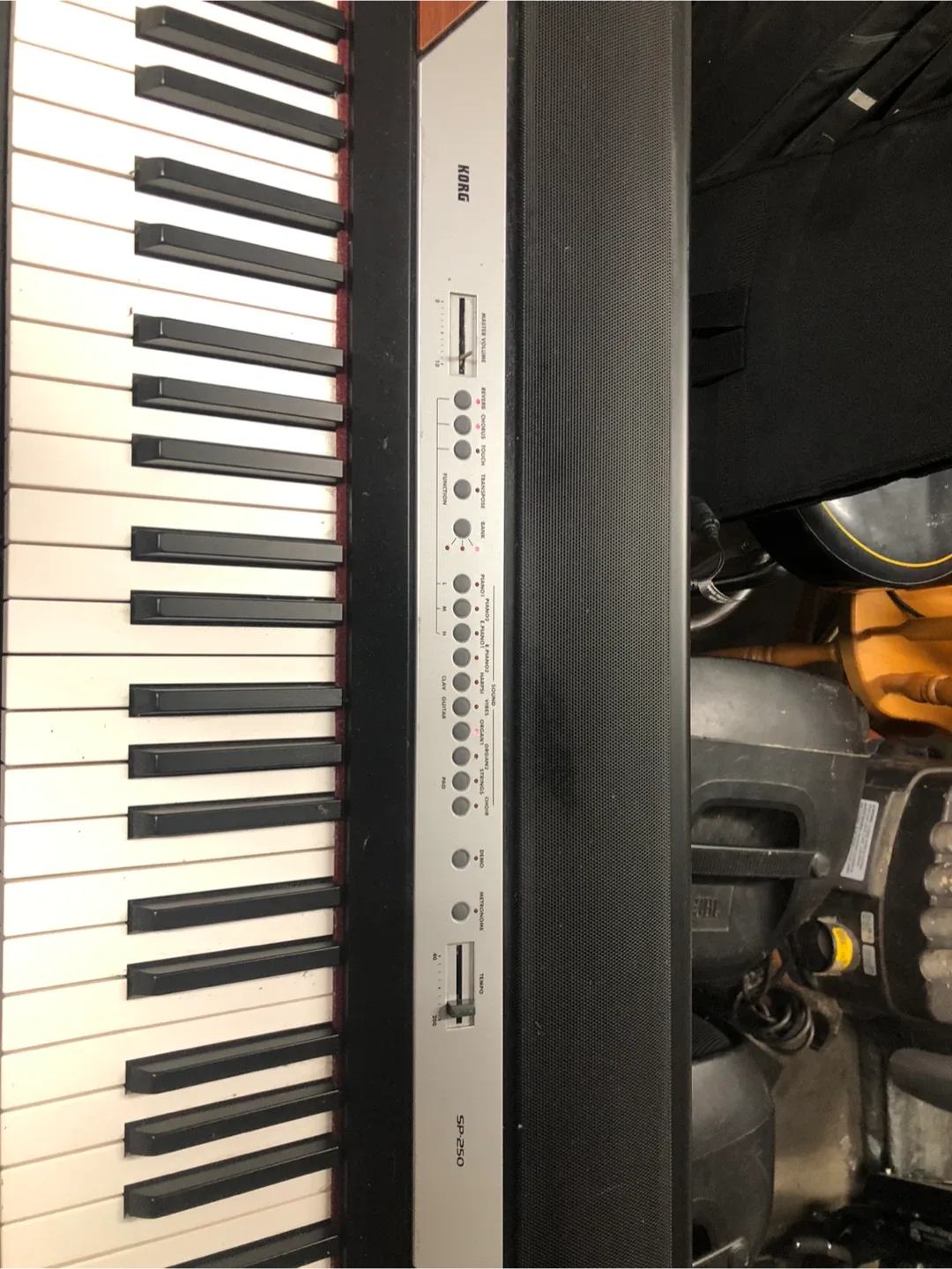 Korg SP-250 Digital Piano image indicator(2)