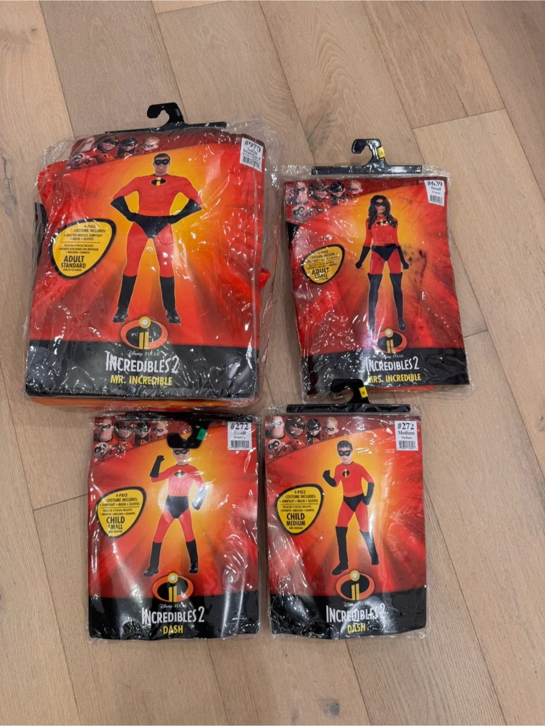 Incredibles 2 Halloween Family Costume Set thumbnail