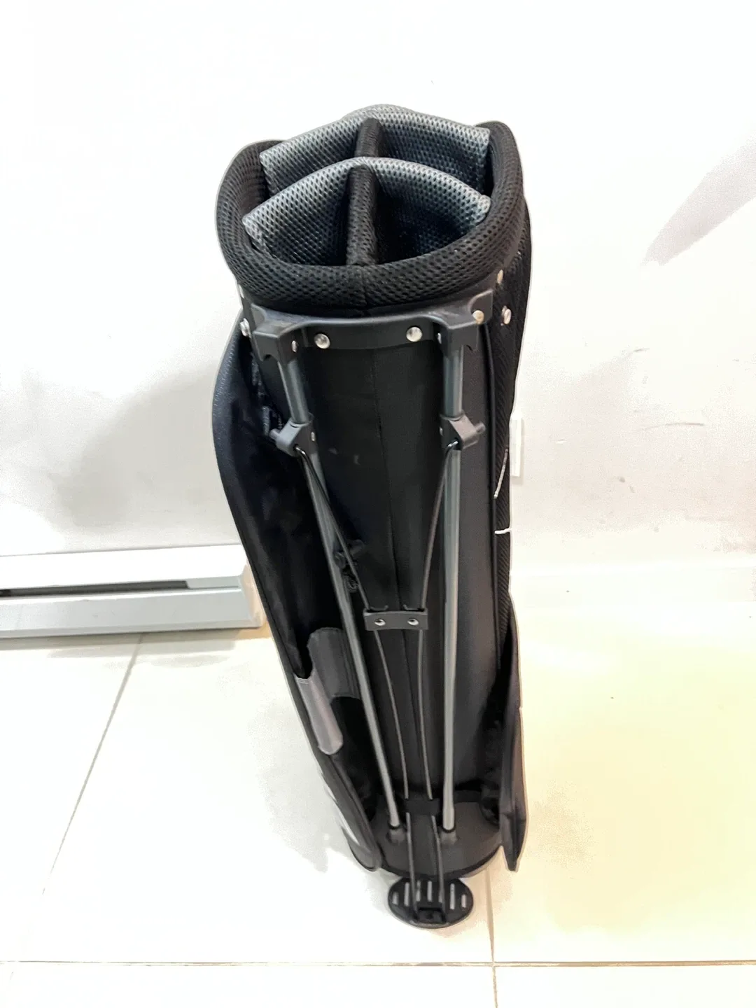 Strata Golf Cart Bag - Black image indicator(2)