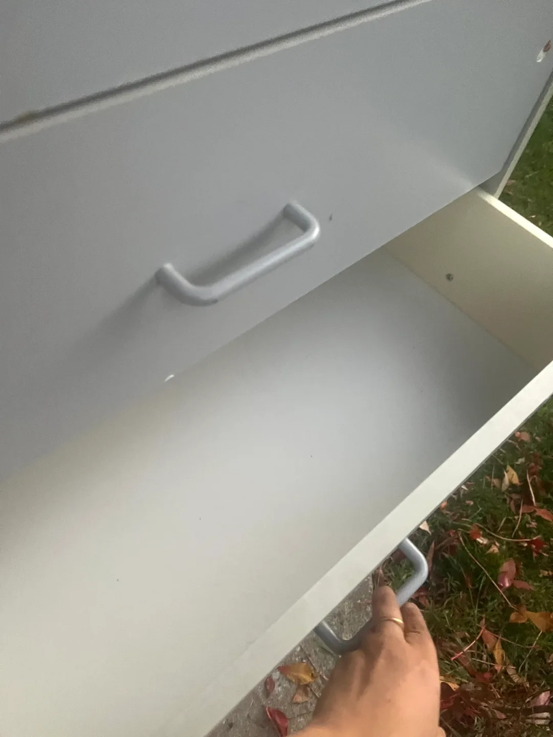 White 6-Drawer Chest image indicator(2)