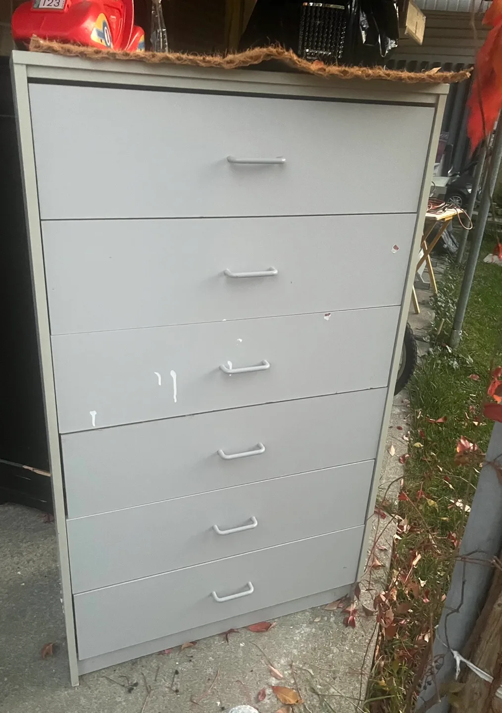 White 6-Drawer Chest image indicator(3)