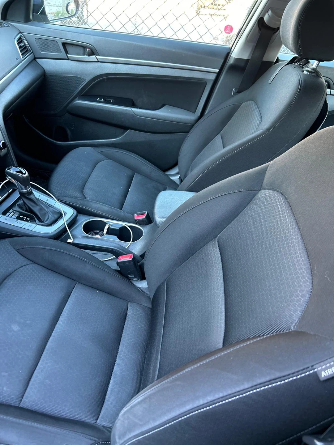 Elantra 2017 - photo 2