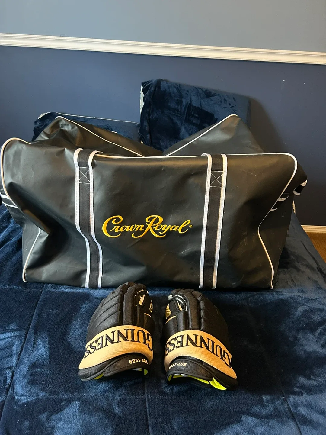 Guinness Hockey Gloves - Size 14"