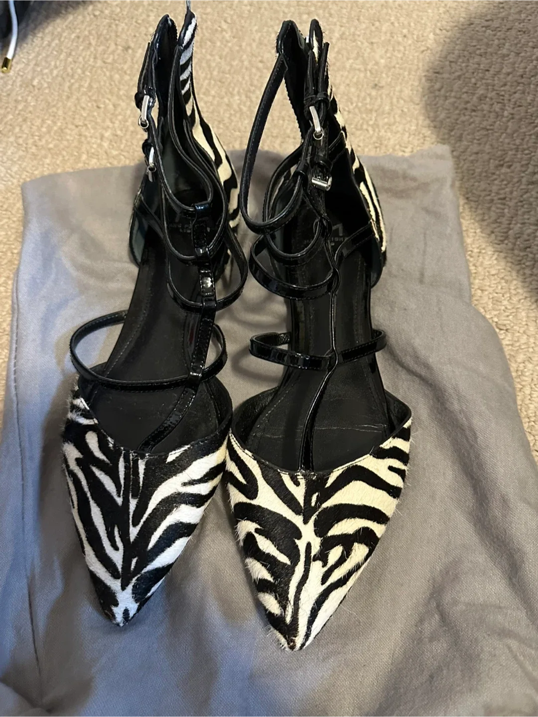 Closet Sell image indicator(4)