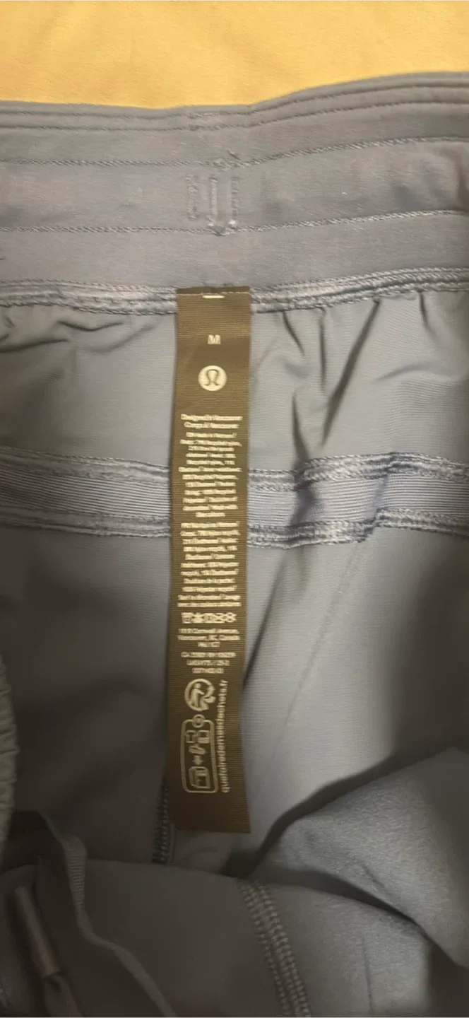 Lululemon pace breaker Size M- Blue image indicator(3)