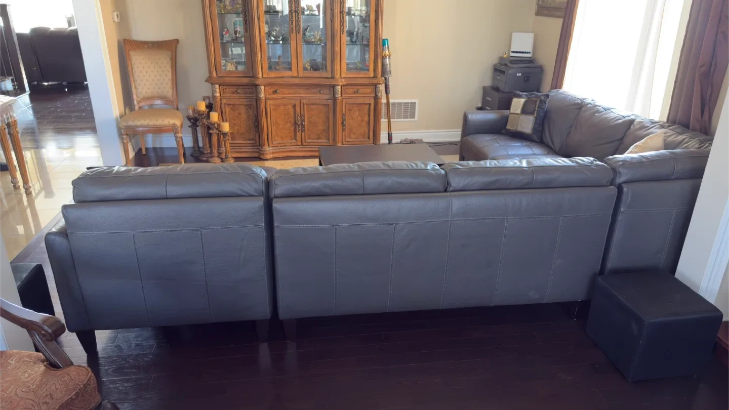 Leather Sectional Sofa - Brown image indicator(4)