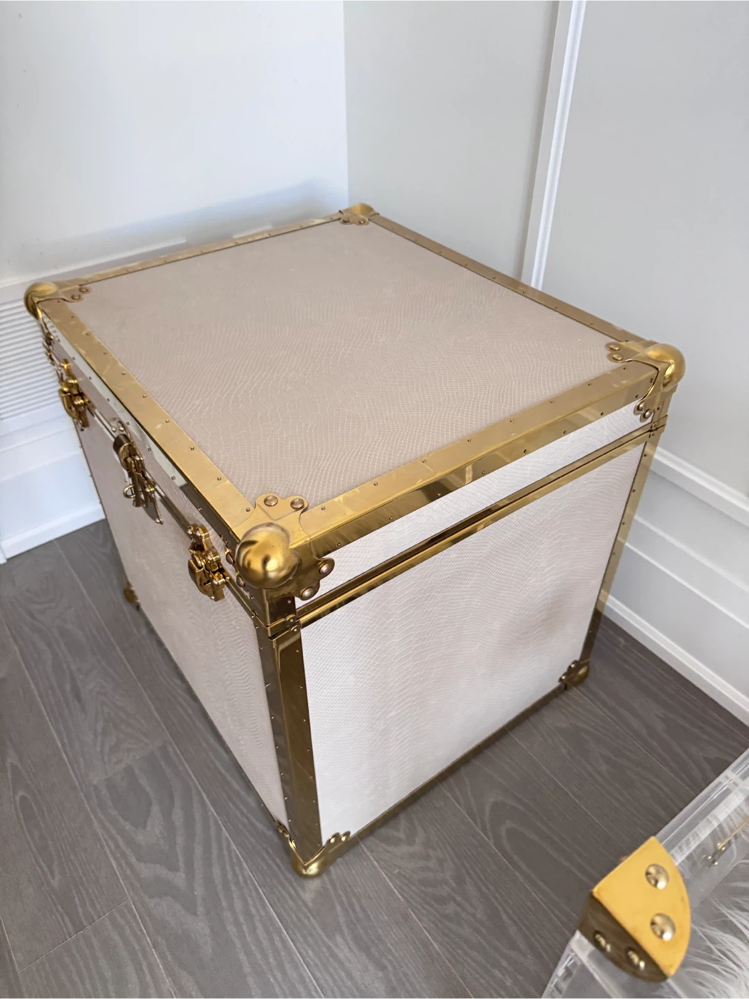Decorative Storage Trunk - Ivory & Gold - photo 2