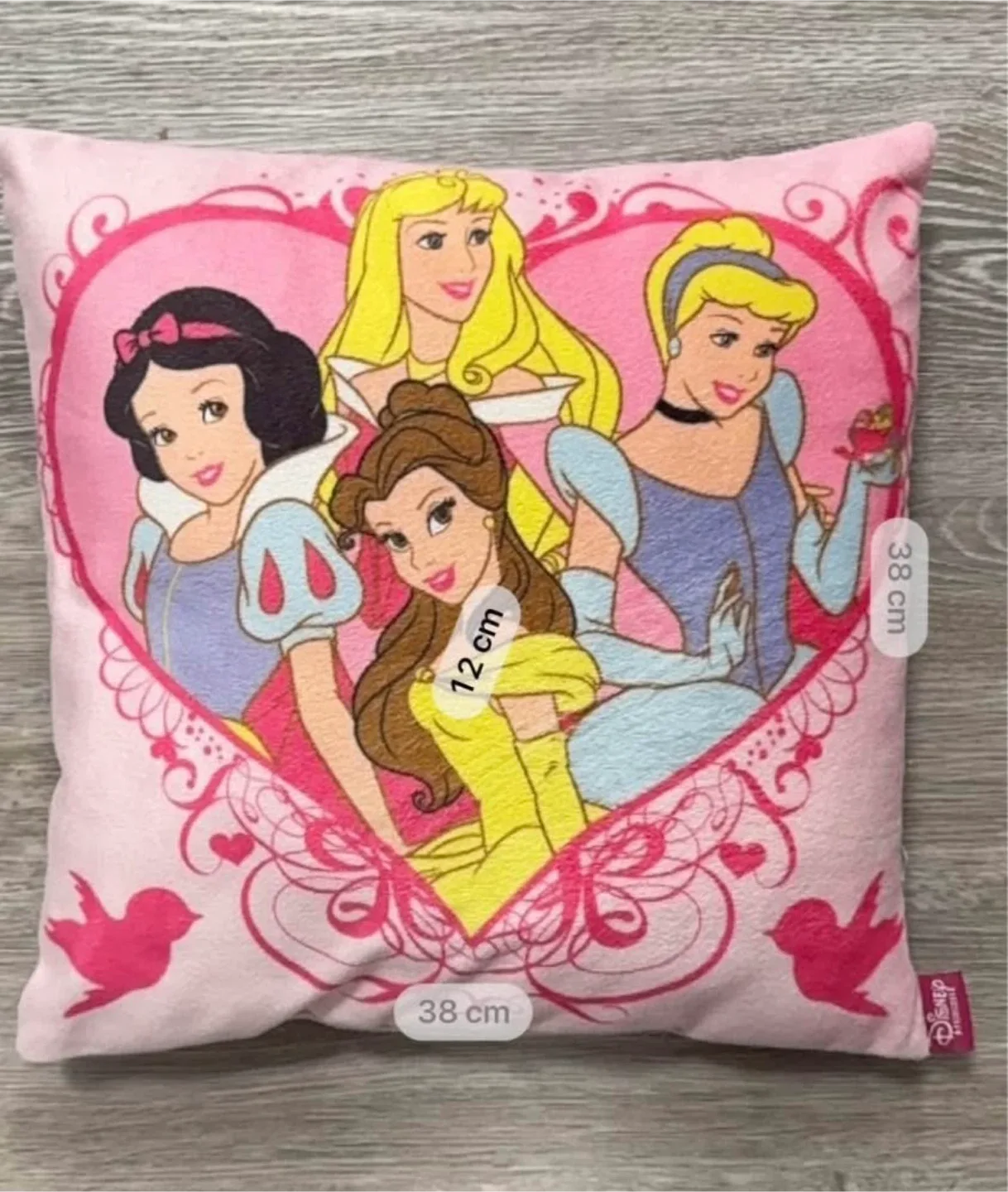 Disney Princesses Pink Blanket and Pillow Set image indicator(3)