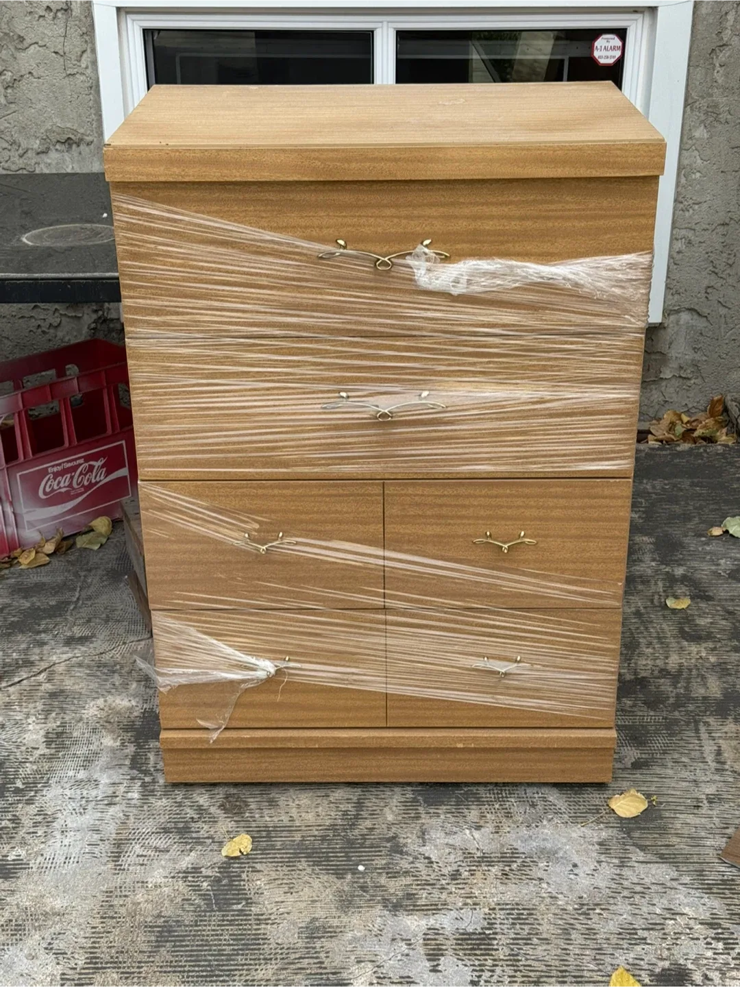 Bedroom Set - Headboard, Bed Frame, Dressers image indicator(4)