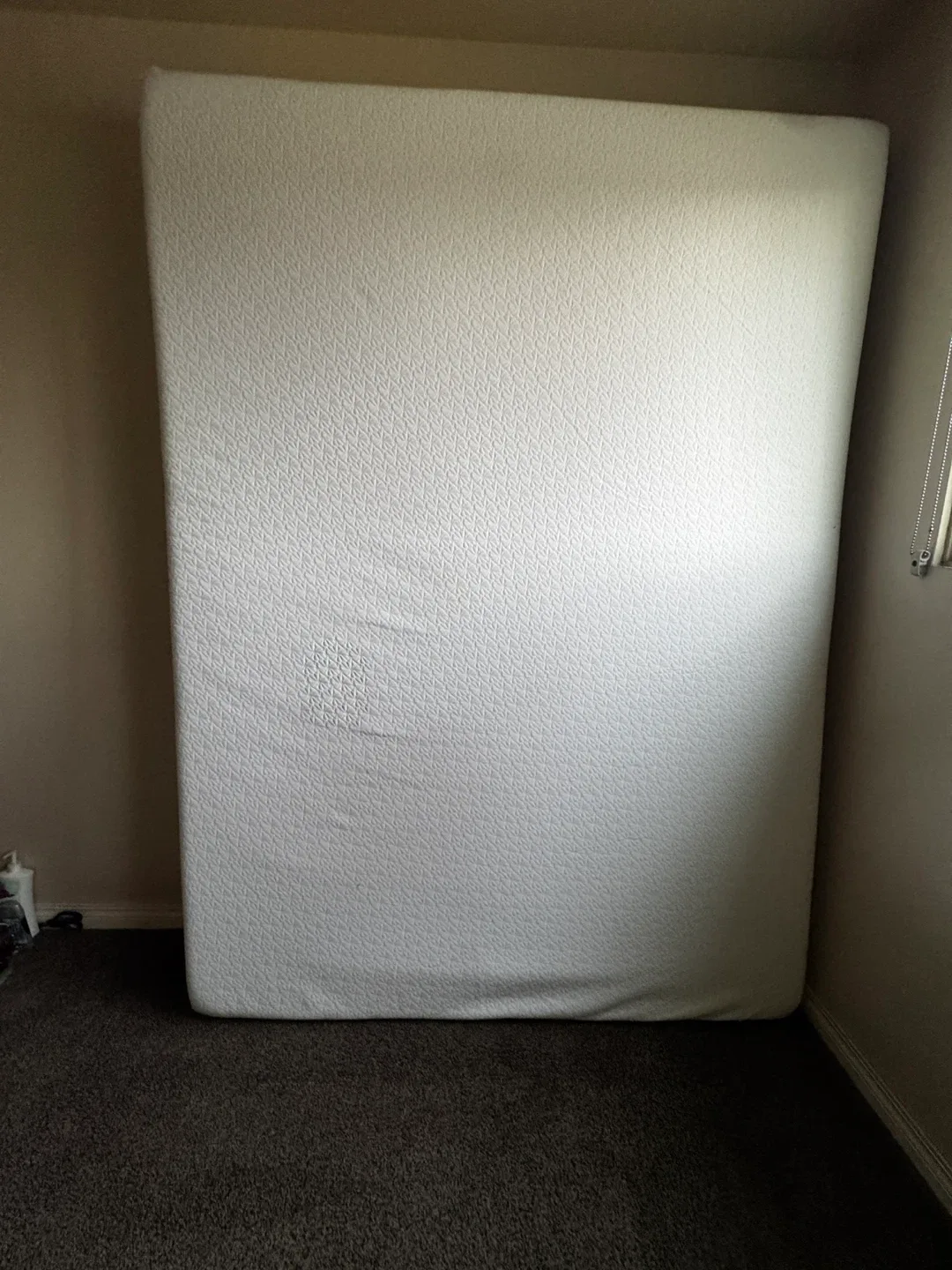 Zinus 8 Inch Ultima Queen Mattress