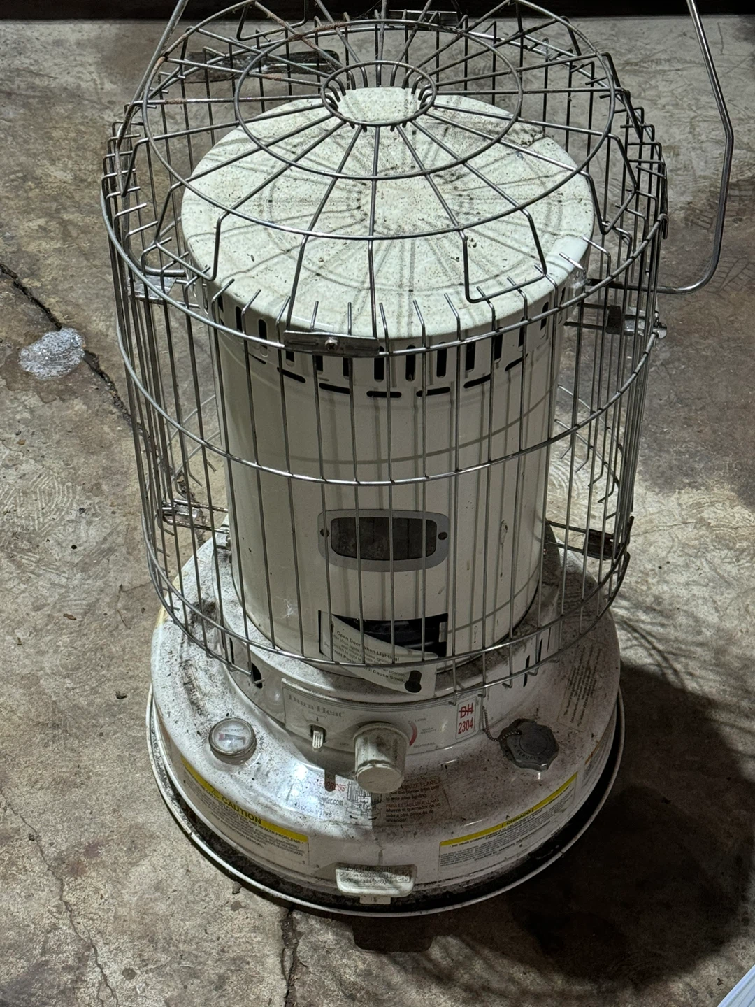 2 DuraHeat DH2304 Portable Indoor Kerosene Heater