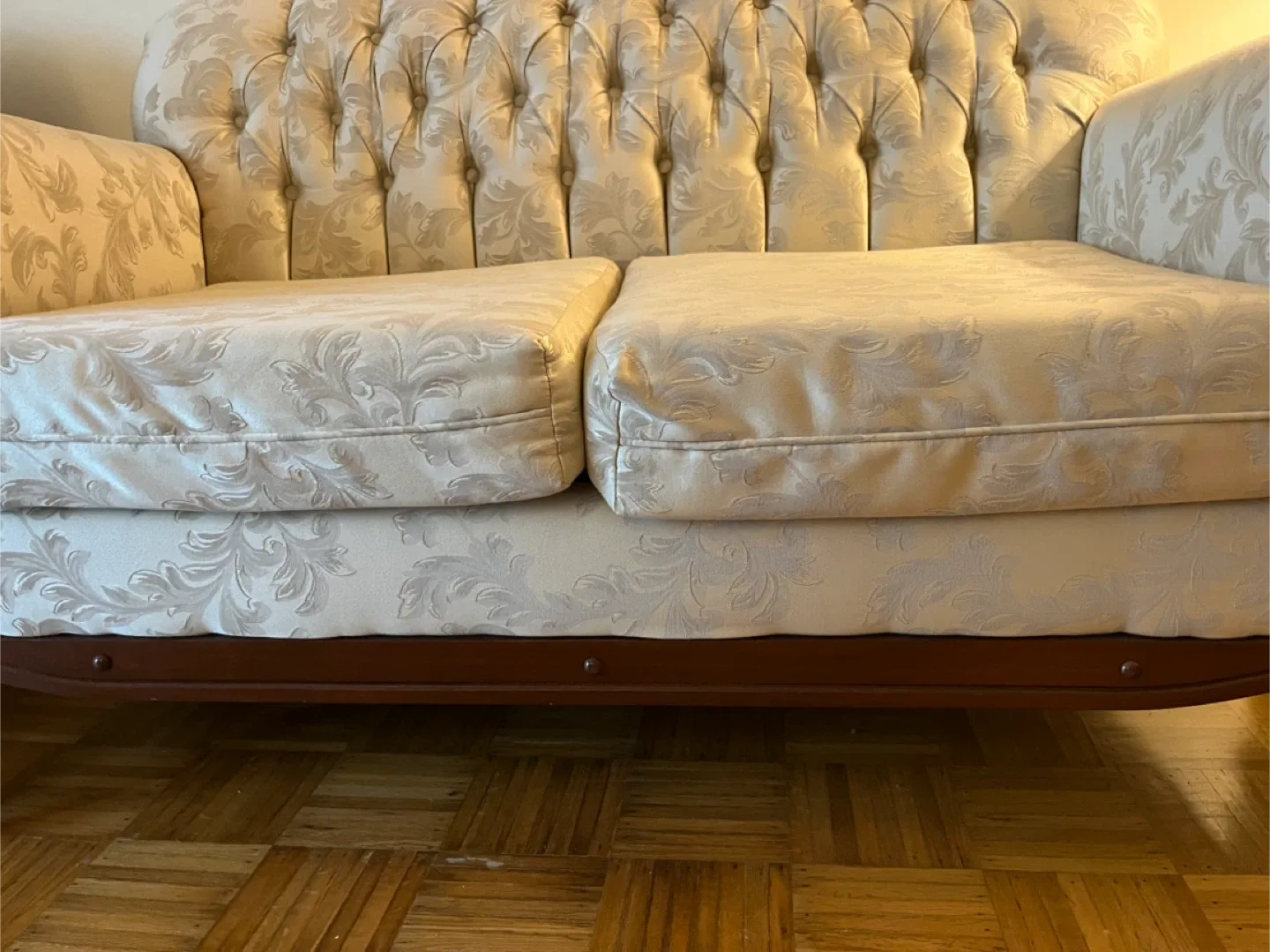 Floral Patterned Loveseat image indicator(5)