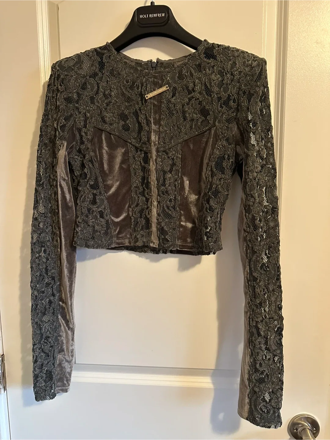 Closet Sell - $10 each image indicator(6)