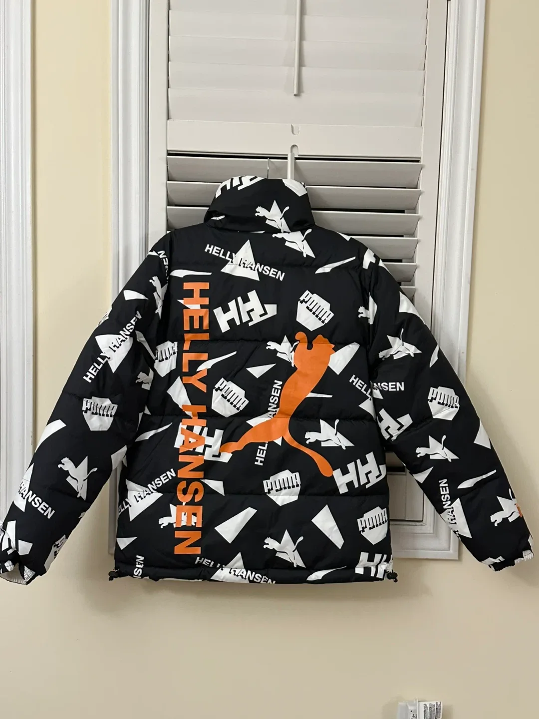 Puma x Helly Hansen Puffer Jacket, size Medium image indicator(3)