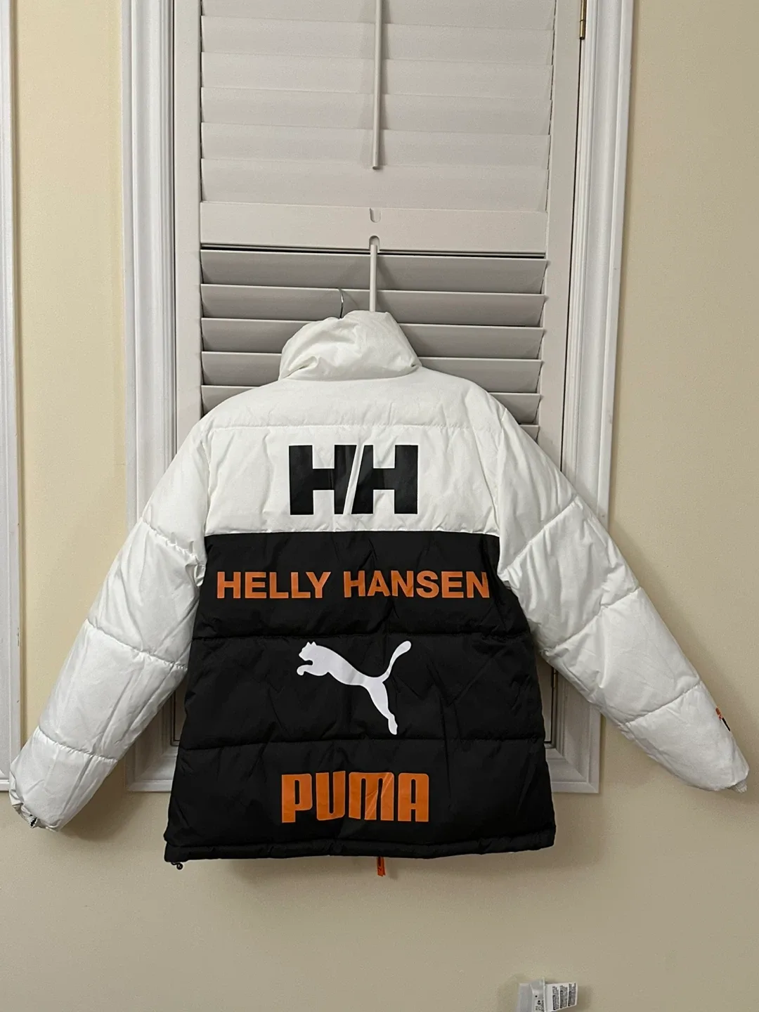 Puma x Helly Hansen Puffer Jacket, size Medium image indicator(5)