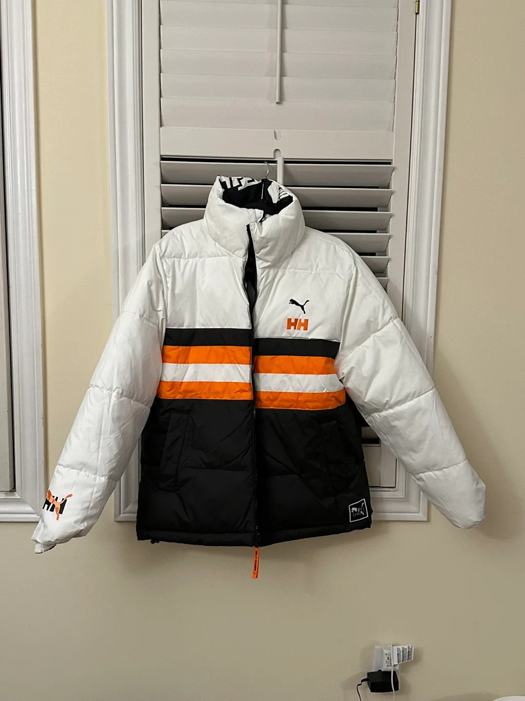 Puma x Helly Hansen Puffer Jacket, size Medium image indicator(4)