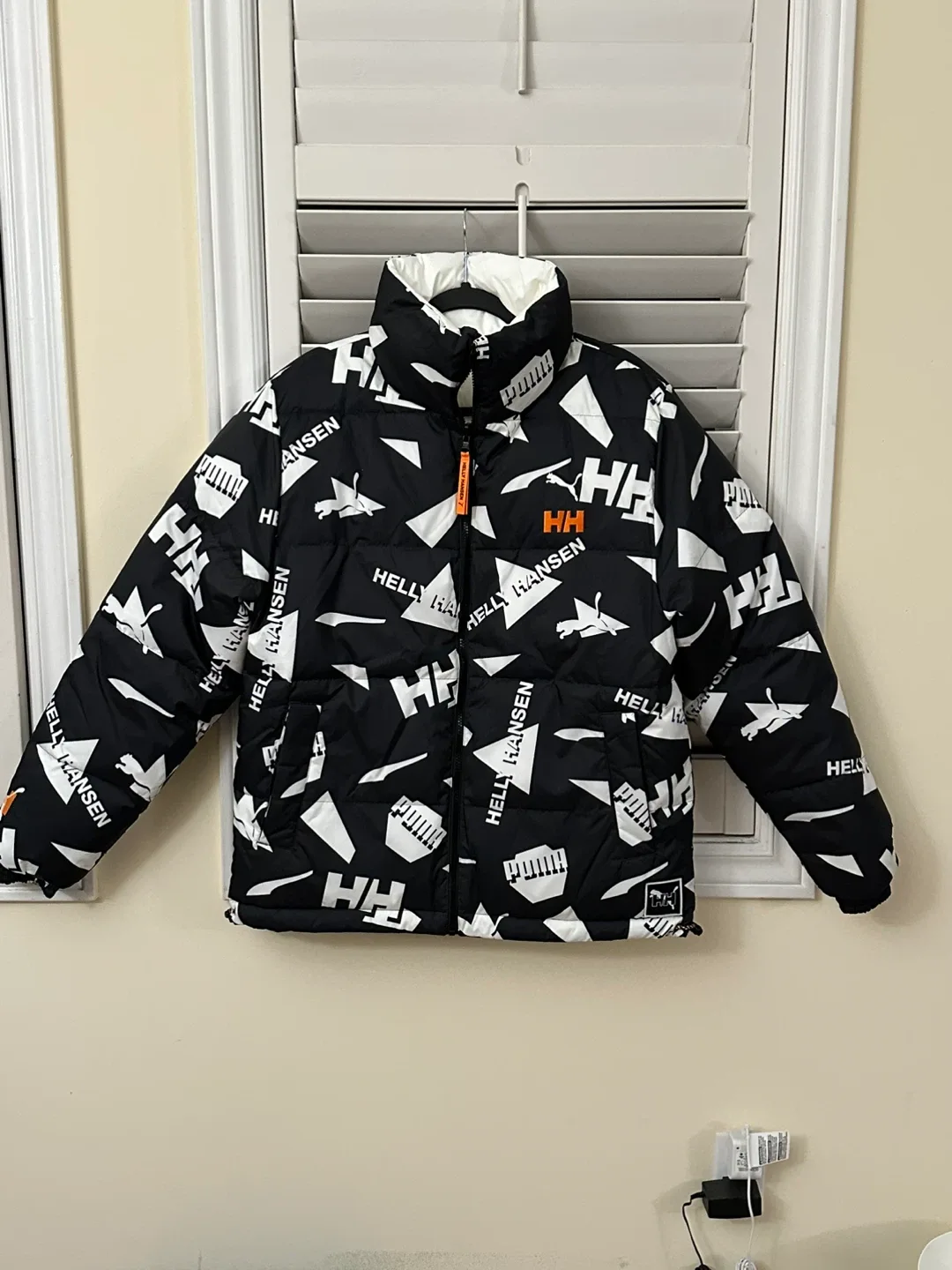Puma x Helly Hansen Puffer Jacket, size Medium image indicator(2)