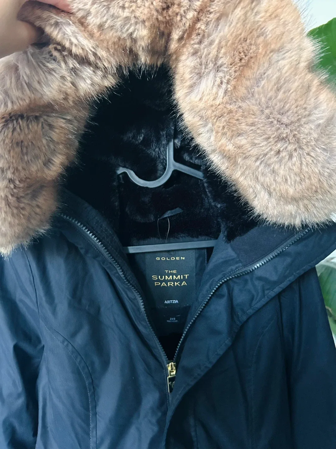Aritzia Golden Summit Long Parka image indicator(5)