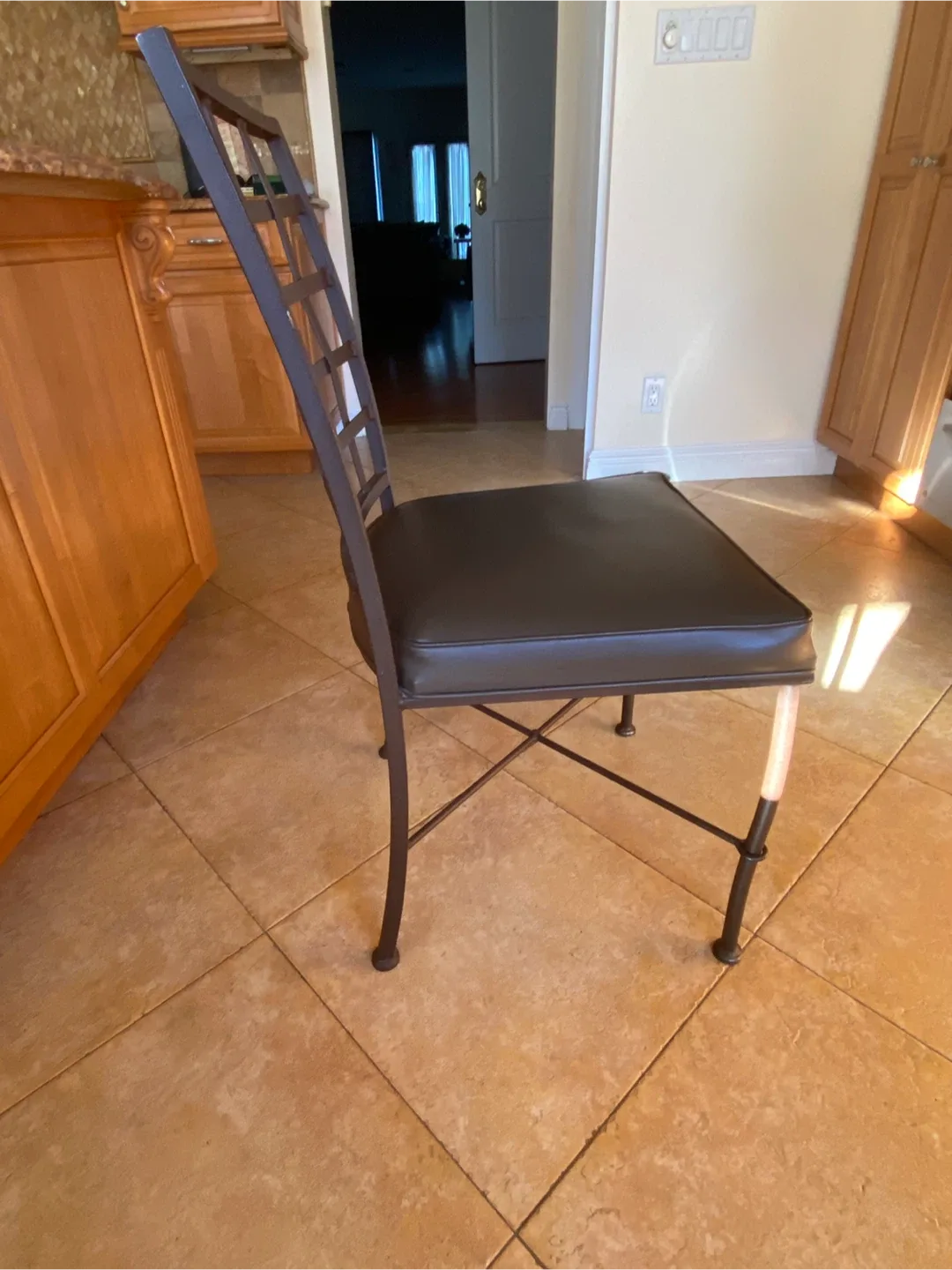 6 Dining/ Kitchen  Chairs image indicator(5)