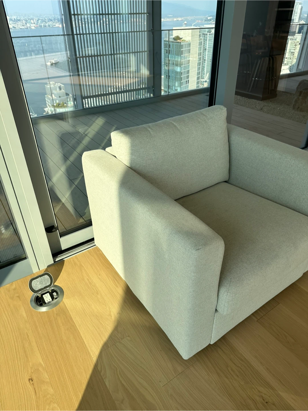 Beige Armchair - photo 2