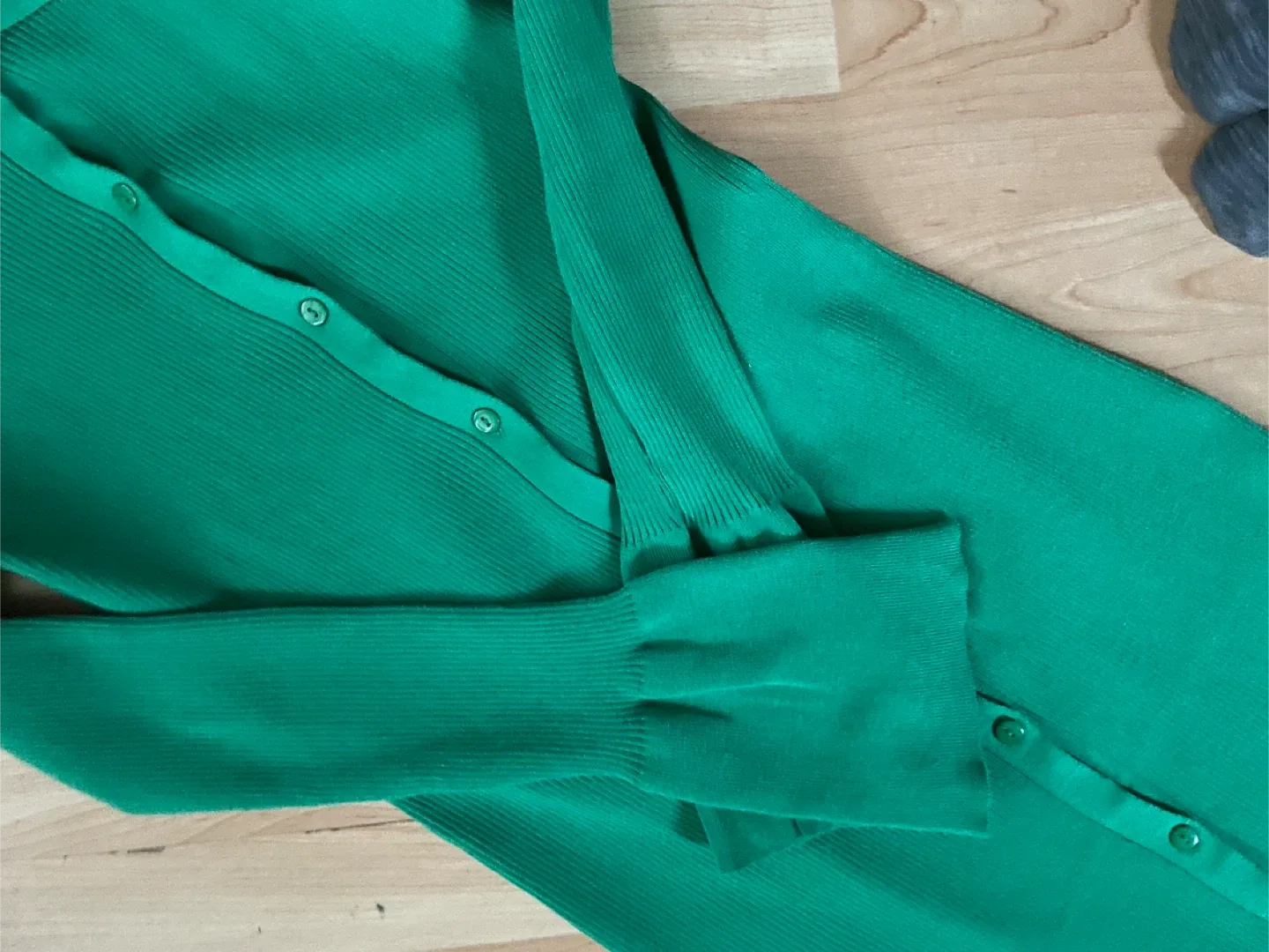 Green Ribbed Knit Midi Dress image indicator(3)