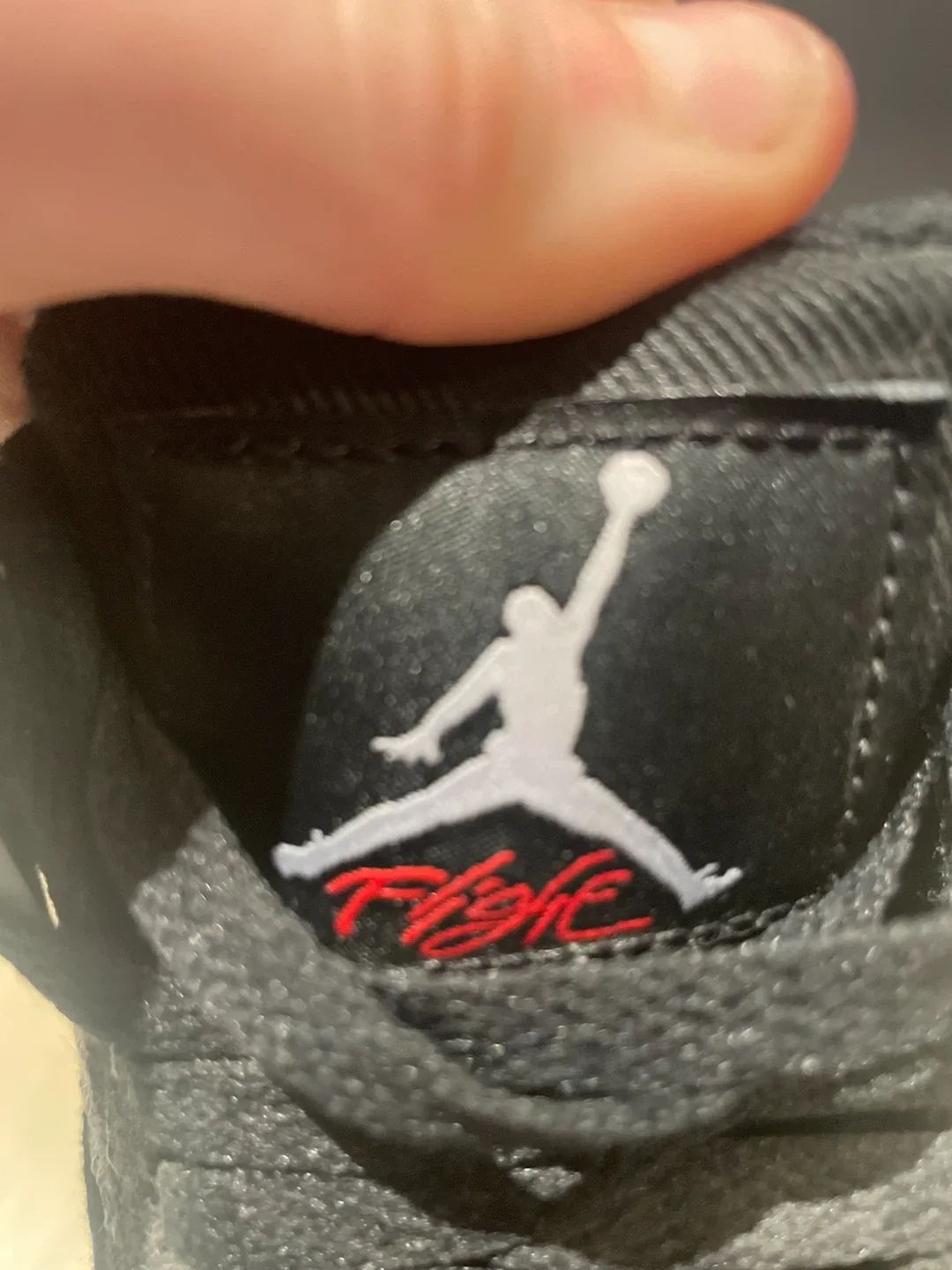 Jordan 4 Retro image indicator(3)