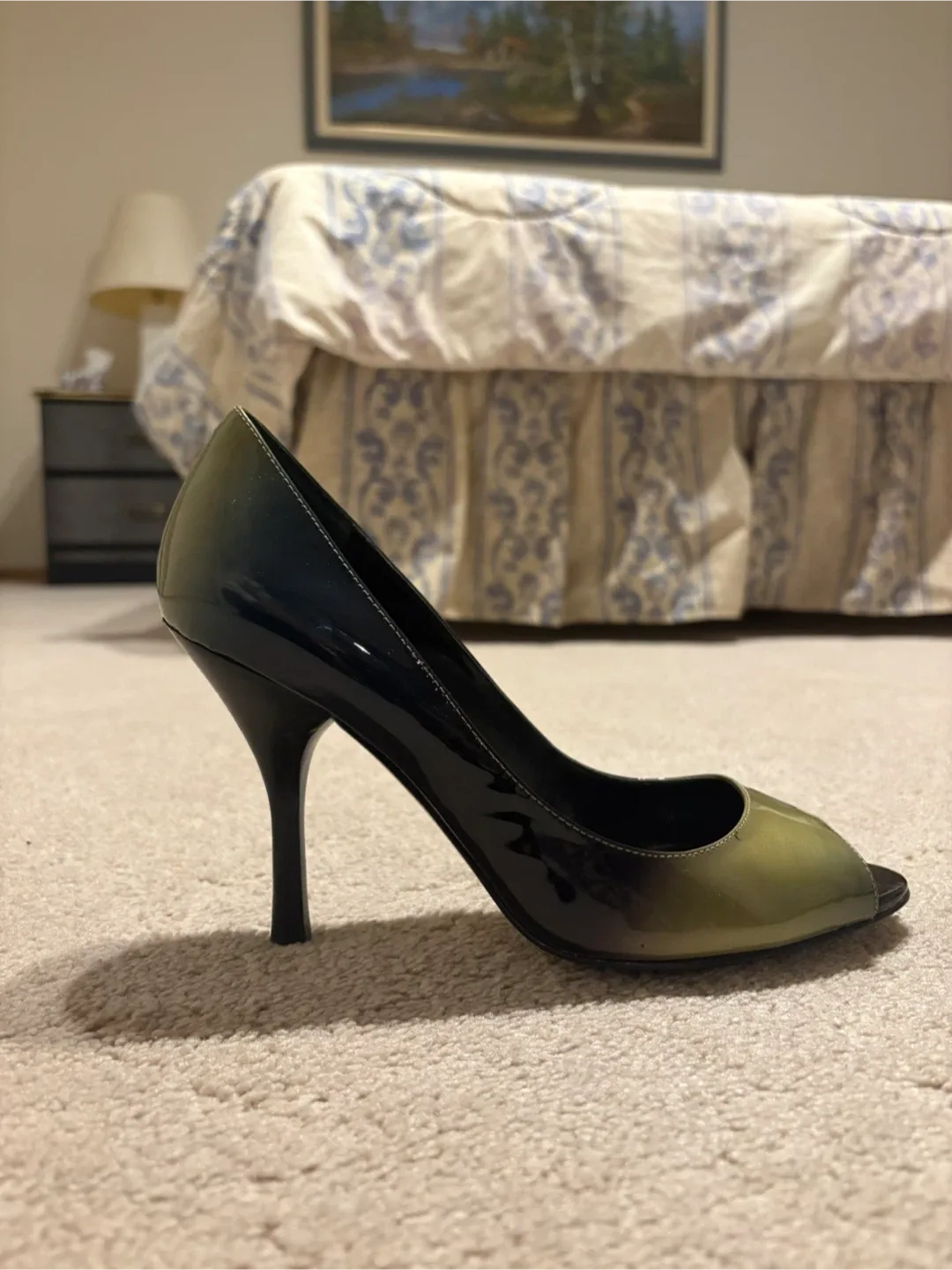Enzo Angiolini Black/Olive Heels - Size 7 1/2 image indicator(2)