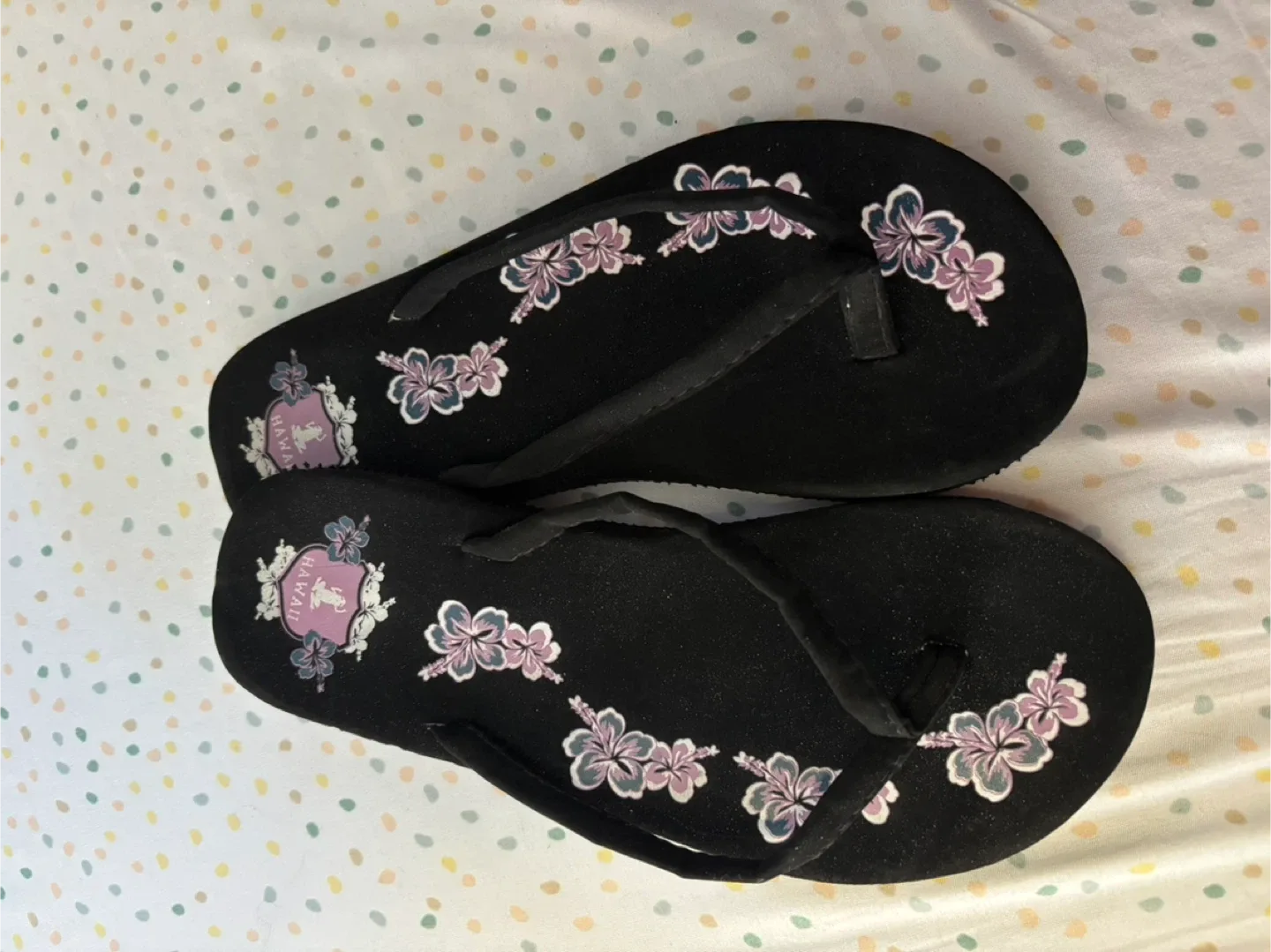 Black Hawaii Floral Flip Flops, Size 6-7 image indicator(3)