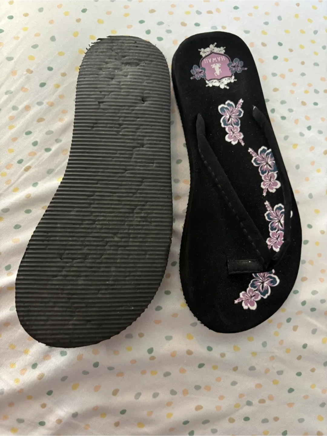 Black Hawaii Floral Flip Flops, Size 6-7 image indicator(4)