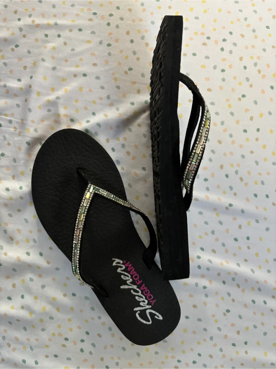 Black Hawaii Floral Flip Flops, Size 6-7 image indicator(8)