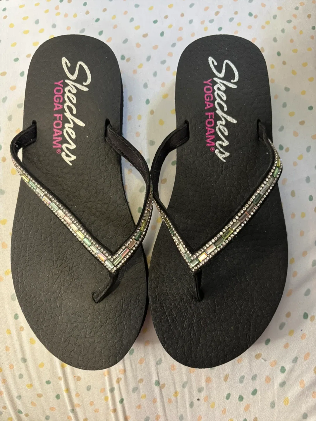 Black Hawaii Floral Flip Flops, Size 6-7 image indicator(7)