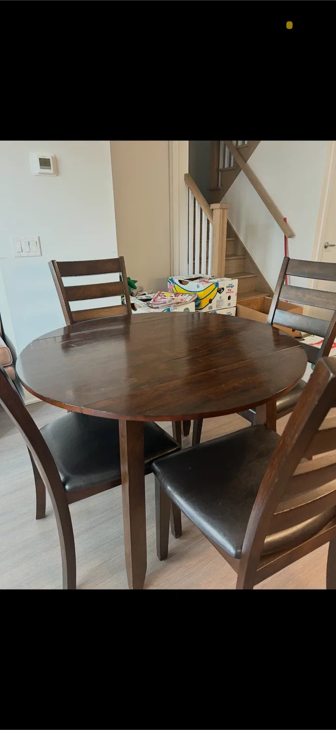 Leons Dark Wood Dining Table with 4 Chairs image indicator(2)