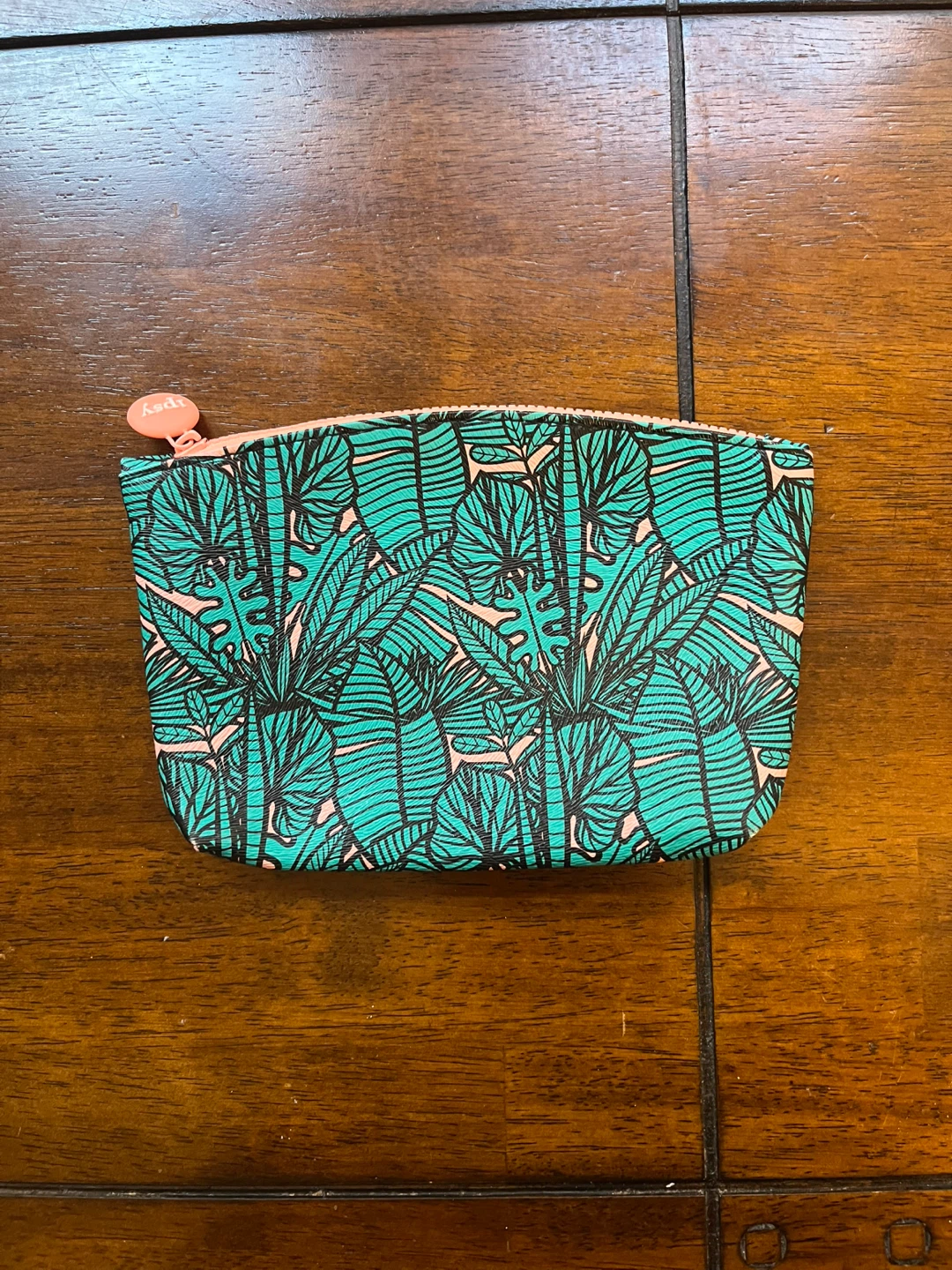 IPSY Pouch w/ leaf print!