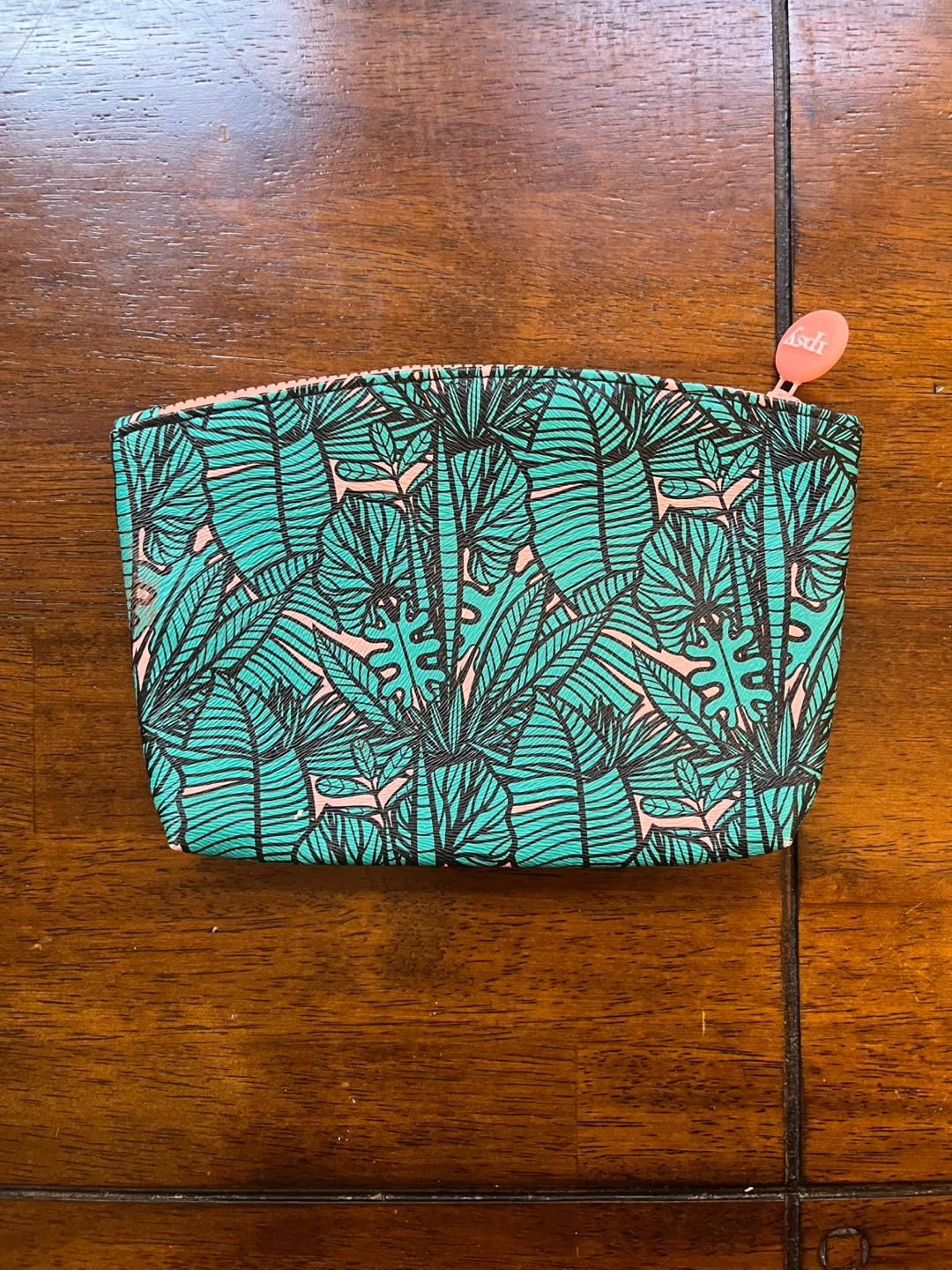 IPSY Pouch w/ leaf print! - photo 2