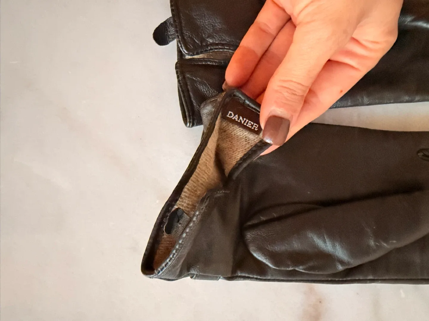 Danier Leather Gloves image indicator(3)