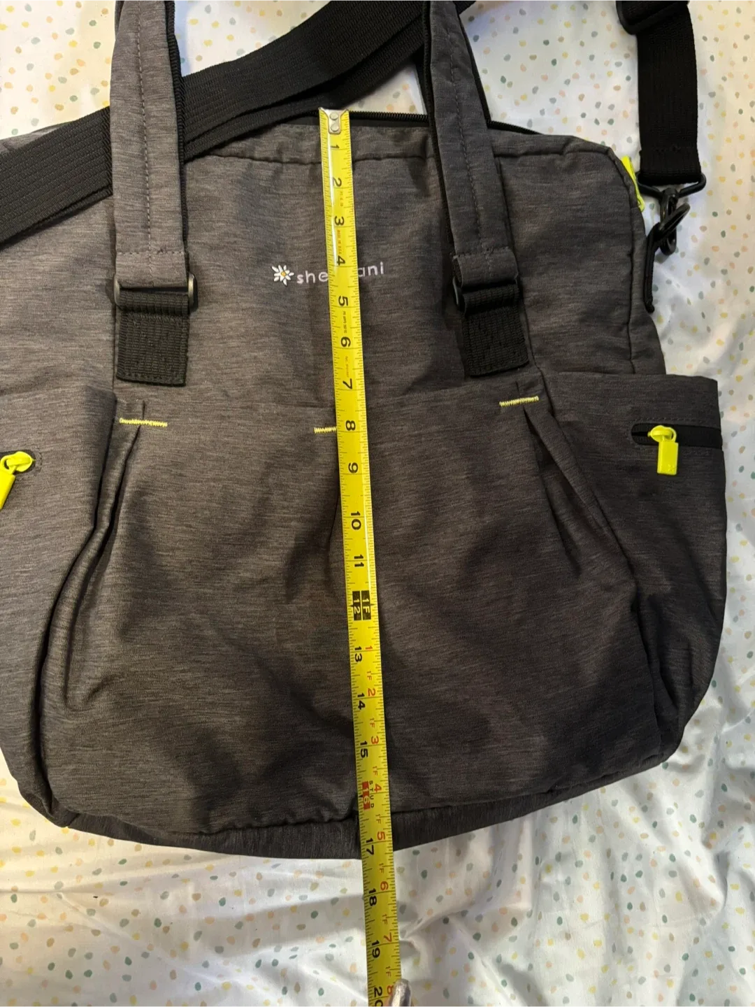 Sherpani Gray Tote/Gym/Diaper Bag image indicator(5)