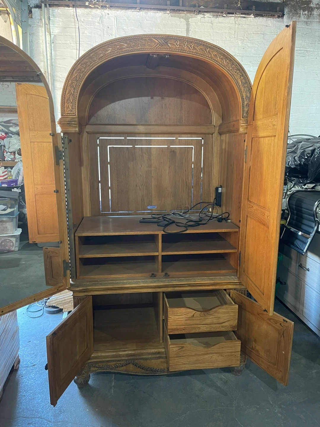 solid walnut wardrobe cabinet entertainment armoire - photo 4